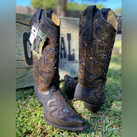 Boots Corral size 9 - Picture 1 of 7